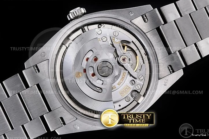 1231 ModernLook RDD0224B – DayDate 36mm 747